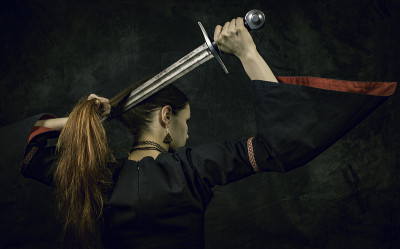 女人与剑
