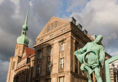 Alter Markt, Dortmund的Reinoldikirche