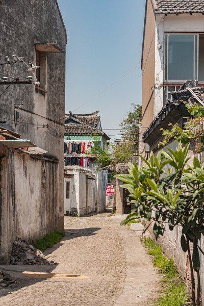 中国同里胡同的狭窄街道。