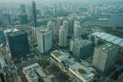日本横滨港人未来井地标塔