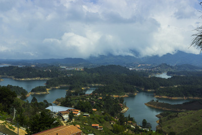 Guatape水库全景