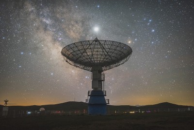 繁星闪烁的灯塔