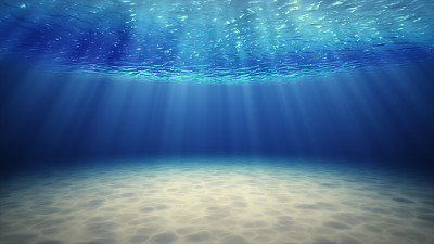 水下背景与沙海底。