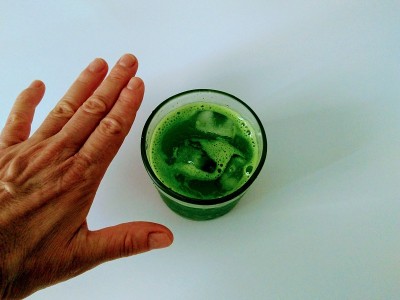 手拌蔬菜汁