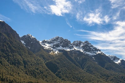 新西兰南岛的山景