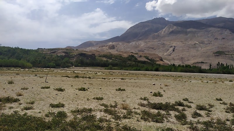 阿富汗伊什哈希姆地区的山景