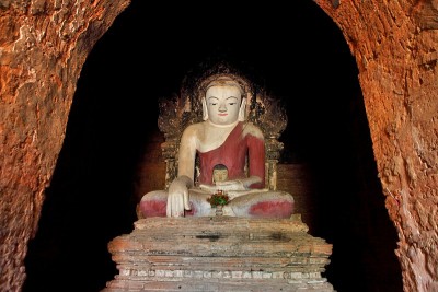 古代坐佛