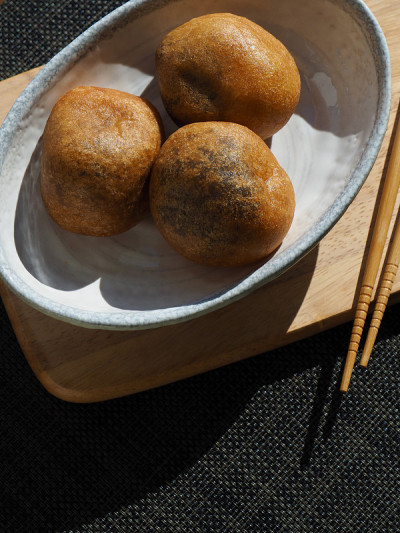 亚洲美食糯米饭甜甜圈，烹饪