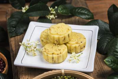 传统美食桂花糕，中式糕点