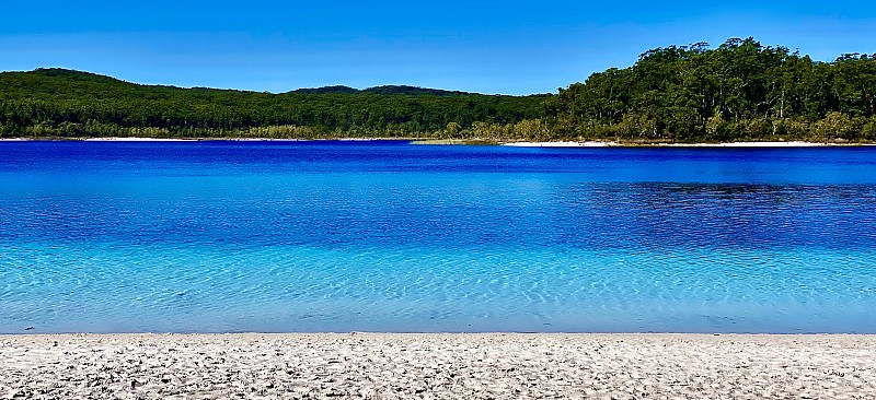 麦肯基湖