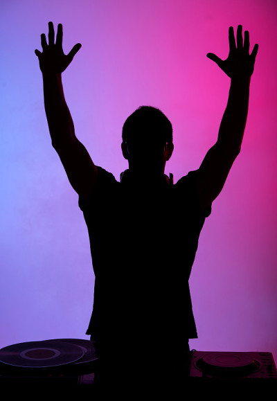 DJ