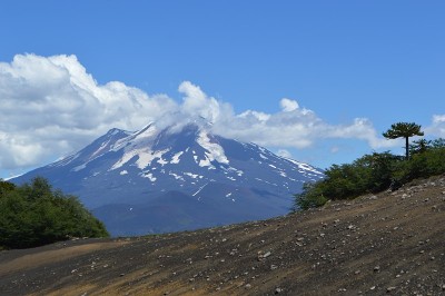 康吉里奥国家公园的亚伊玛火山