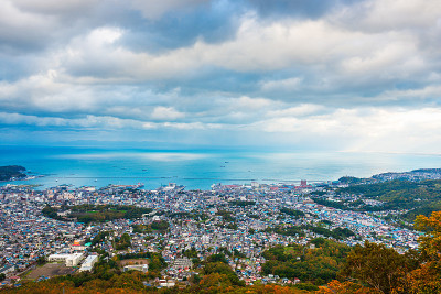 日本北海道小樽城石蒜湾的城市景观