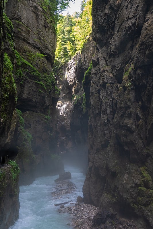 巴伐利亚州Garmisch-Partenkirchen附近的“Partnachklamm”