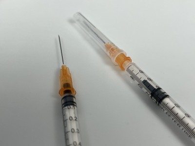 Covid接种疫苗的注射器