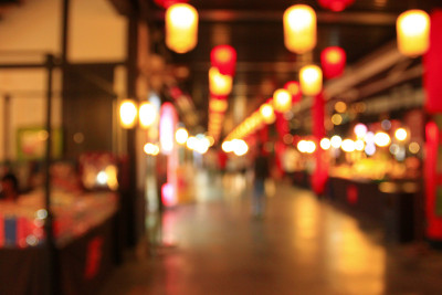 背景光线模糊