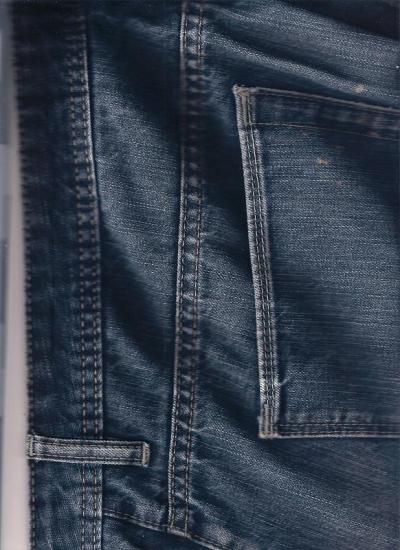 牛仔布。
