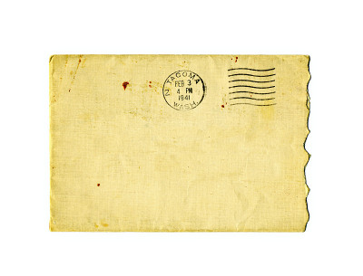破旧的信封，上面贴着1941年邮票