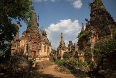 来自缅甸的Inthein temples