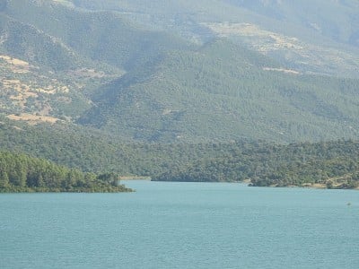 湖滨美景