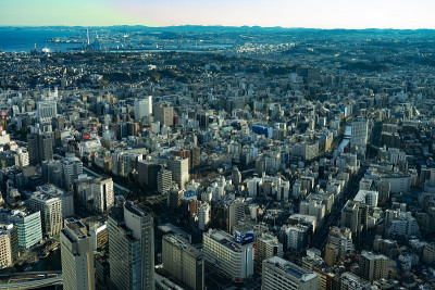 从空中俯瞰横滨市
