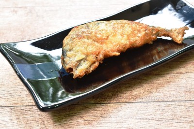 面糊炸鲭鱼包蛋黄