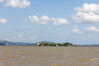 白石岛和怪坝湖