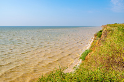 从高粘土海岸俯瞰亚速海。