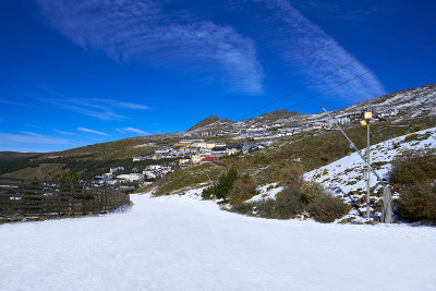 内华达山脉滑雪度假村