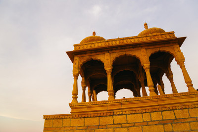 历史建筑Vyas Chhatri, Jaisalmer日落点印度