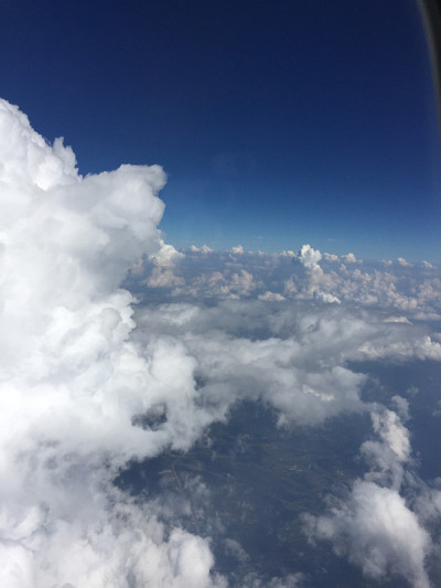 空中的一堆云