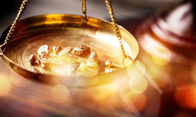 黄金。