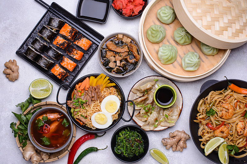 亚洲食品。中国、日本和泰国菜