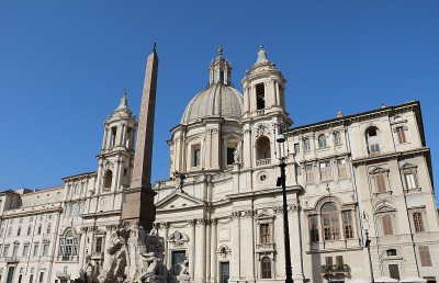 意大利罗马纳沃纳广场阿贡内的Obelisco Agonale和Santa Agnese