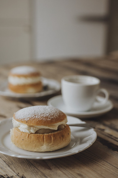 瑞典语 fika， semla