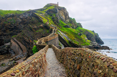 Gaztelugatxe。西班牙。巴斯克的国家。风景优美的比斯开岛。