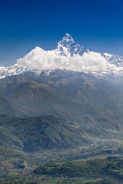 Machhapuchhre和Annapurna山脉