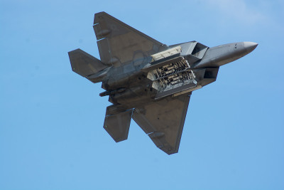 f - 22飞行