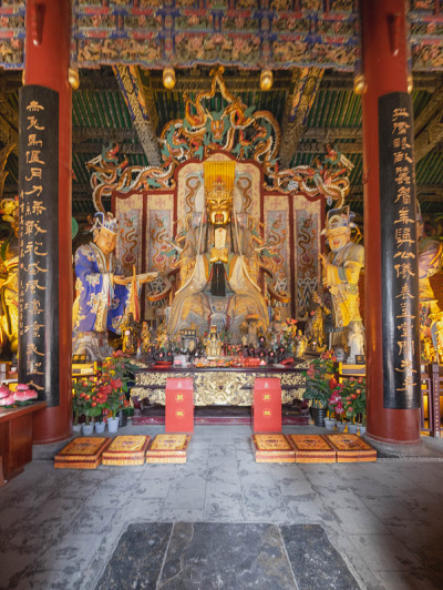 关林寺的关羽雕像。