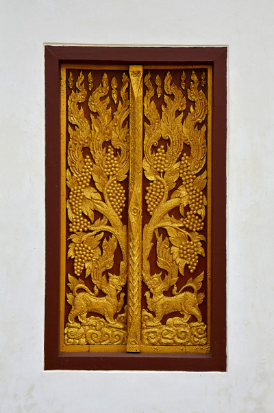 金雕木门泰