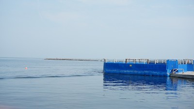 海滨和绿色贝壳保护区在安科尔海滩，雅加达。2019年11月。