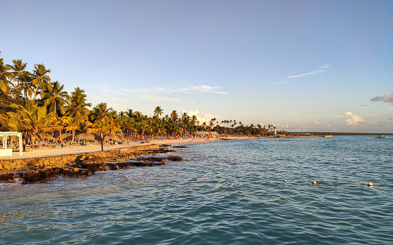 Dominicus海滩的景色(Bayahibe)