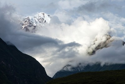 Choquequirao徒步小径上的冰川山景