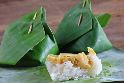 香蕉叶糯米饭