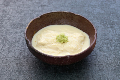 豆腐皮生鱼片，日本素食