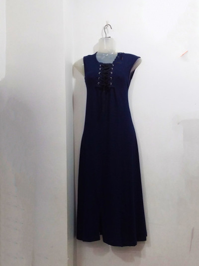 展示一件衣服