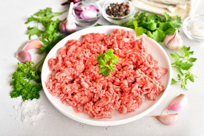 生牛肉碎肉