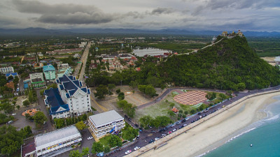 泰国南部khao chong krachok prachaupkhirikan省的鸟瞰图