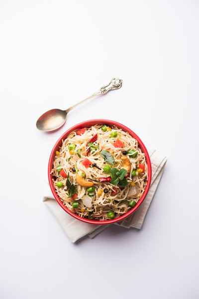 Semiya Upma或Vermicelli upppuma或upppittu是一个受欢迎的早餐菜单
