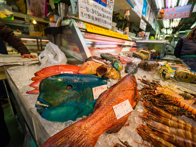 冲绳县那霸市的一家鱼店